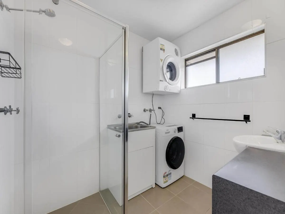 Tarrohan Lodge Unit 7 Kings Beach Qld Калаундра